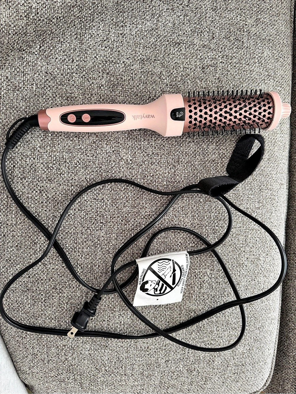 WAVYTALK Hot Air Brush in Pink & Black